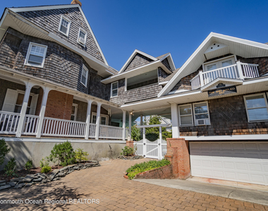 34 4th Avenue - Photo Thumbnail 3