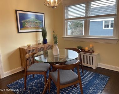 302 Deal Lake Drive - Photo Thumbnail 2