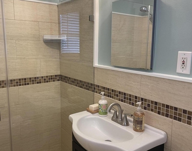 302 Deal Lake Drive - Photo Thumbnail 5