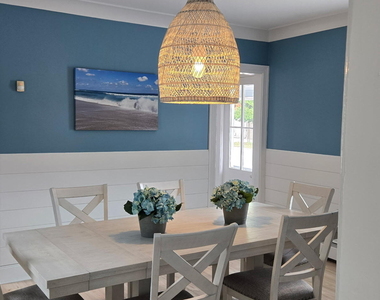 1719 Beverly Avenue - Photo Thumbnail 10