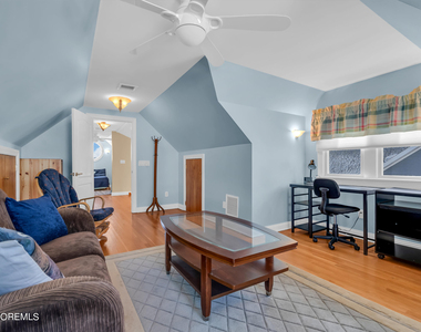 18 Meadow Avenue - Photo Thumbnail 38