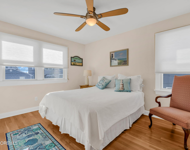18 Meadow Avenue - Photo Thumbnail 18