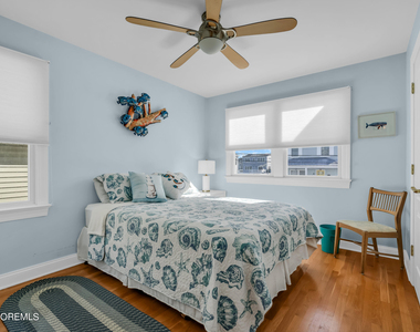 18 Meadow Avenue - Photo Thumbnail 16