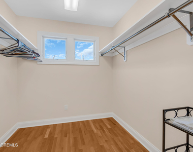 18 Meadow Avenue - Photo Thumbnail 29