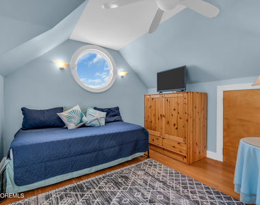 18 Meadow Avenue - Photo Thumbnail 34