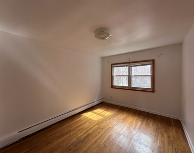 117-8 Curzon Road - Photo Thumbnail 8