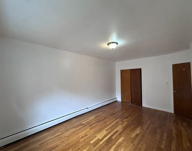 117-8 Curzon Road - Photo Thumbnail 7