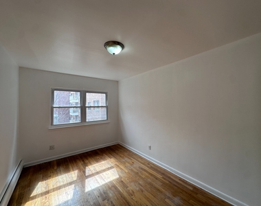 117-8 Curzon Road - Photo Thumbnail 10