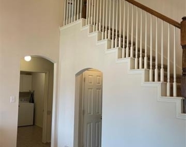 428 W Corporate Drive - Photo Thumbnail 2