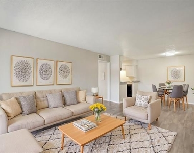 306 Vine Street - Photo Thumbnail 2