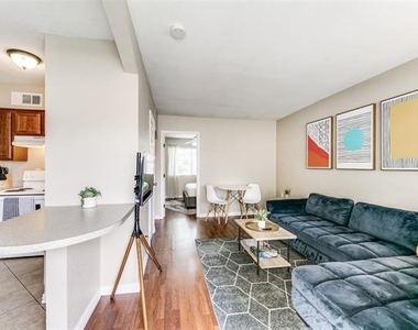 5814 Worth Street - Photo Thumbnail 6