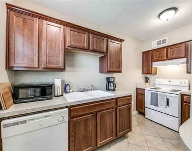 5814 Worth Street - Photo Thumbnail 2