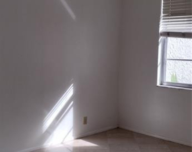 9340 Lagoon Place - Photo Thumbnail 12