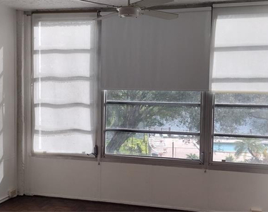 9340 Lagoon Place - Photo Thumbnail 13