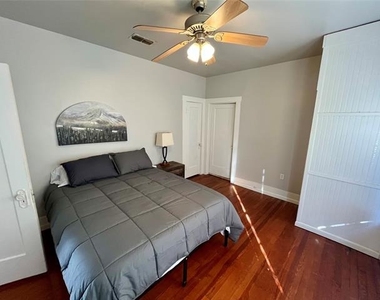 725 Peach Street - Photo Thumbnail 13