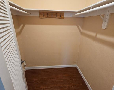 580 Egret Drive - Photo Thumbnail 20