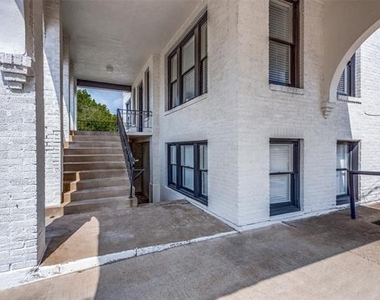 2309 Wesley Street - Photo Thumbnail 1