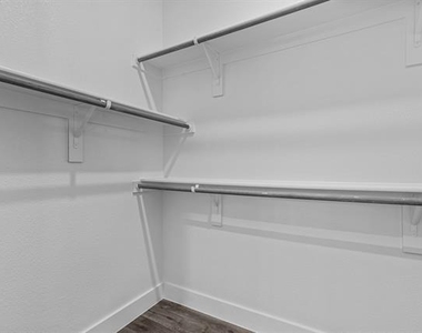 3284 Ganzer Road W - Photo Thumbnail 15