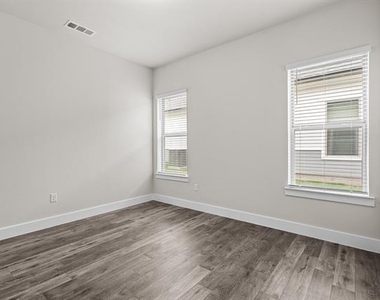 3284 Ganzer Road W - Photo Thumbnail 14