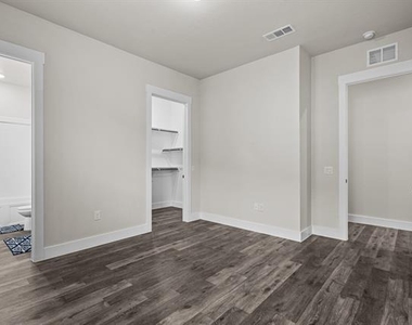 3284 Ganzer Road W - Photo Thumbnail 18