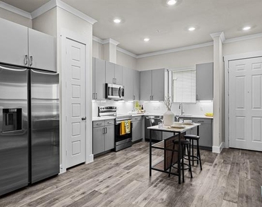 3284 Ganzer Road W - Photo Thumbnail 5