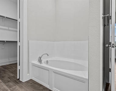 3282 Ganzer Road W - Photo Thumbnail 26