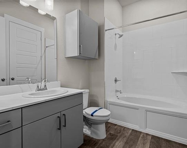 3282 Ganzer Road W - Photo Thumbnail 10