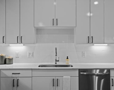 3278 Ganzer Road W - Photo Thumbnail 12
