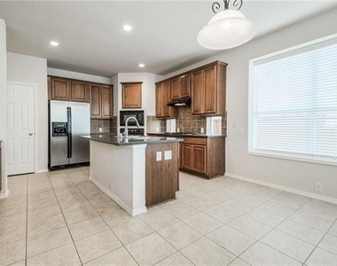 2338 Falcon Point Drive - Photo Thumbnail 11