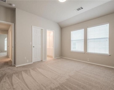 2338 Falcon Point Drive - Photo Thumbnail 15