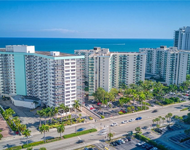 3725 S Ocean Drive - Photo Thumbnail 38