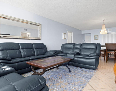 3725 S Ocean Drive - Photo Thumbnail 4