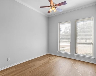 2942 Woodland Hills Drive - Photo Thumbnail 24