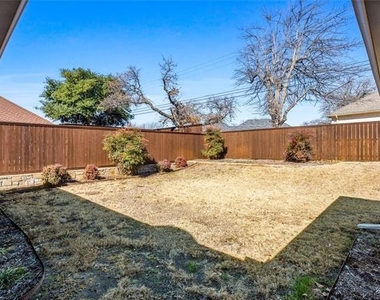 2942 Woodland Hills Drive - Photo Thumbnail 30