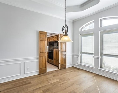 2942 Woodland Hills Drive - Photo Thumbnail 7