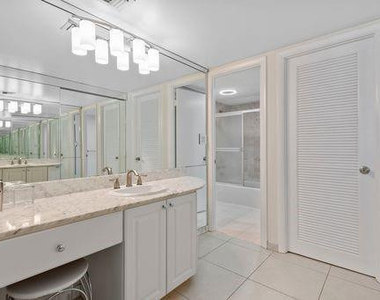 3550 Galt Ocean Drive - Photo Thumbnail 18