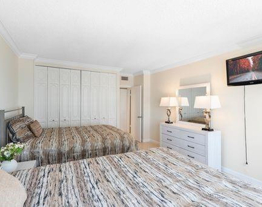 3550 Galt Ocean Drive - Photo Thumbnail 25