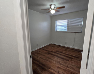 20 Nw 7th Avenue - Photo Thumbnail 4