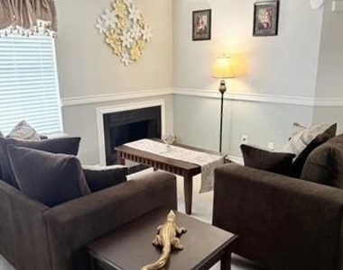 1001 Pecan Crossing Drive - Photo Thumbnail 1