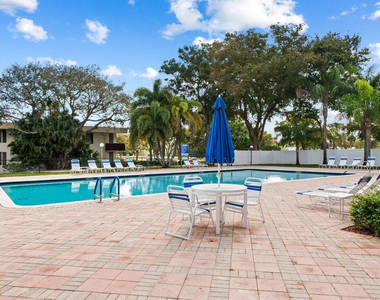 2851 S Palm Aire Drive - Photo Thumbnail 27