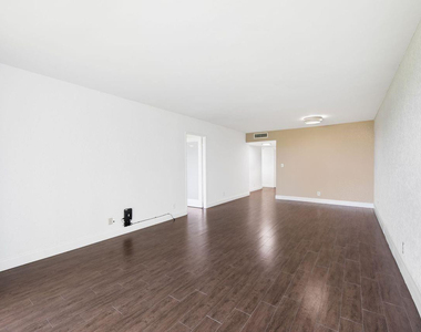 2851 S Palm Aire Drive - Photo Thumbnail 19