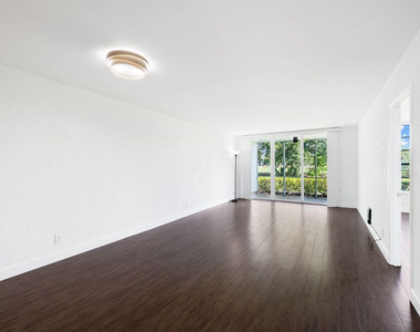 2851 S Palm Aire Drive - Photo Thumbnail 21