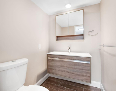 2851 S Palm Aire Drive - Photo Thumbnail 11