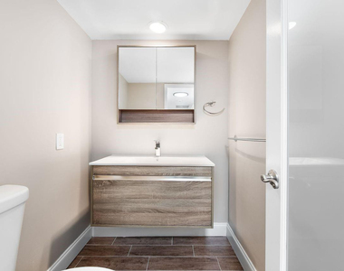 2851 S Palm Aire Drive - Photo Thumbnail 10
