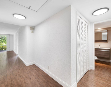 2851 S Palm Aire Drive - Photo Thumbnail 25