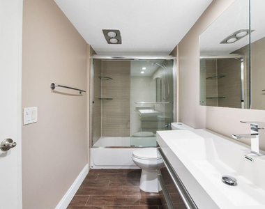 2851 S Palm Aire Drive - Photo Thumbnail 17