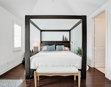 381 E Cannery Row Circle - Photo Thumbnail 17