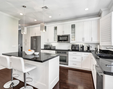 381 E Cannery Row Circle - Photo Thumbnail 11