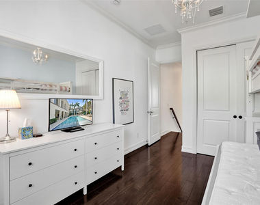 381 E Cannery Row Circle - Photo Thumbnail 26
