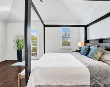 381 E Cannery Row Circle - Photo Thumbnail 19